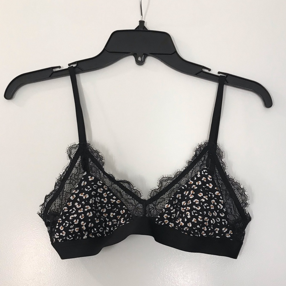 Gilly Hicks lacy bralette
